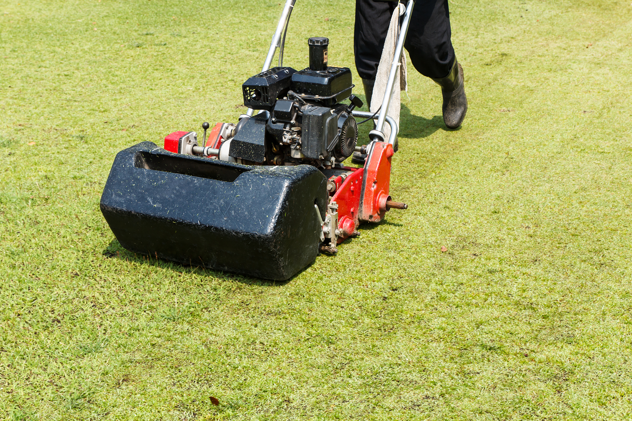 植树机器人的埋土装置的工作原理 植树机器人的埋土装置的工作原理