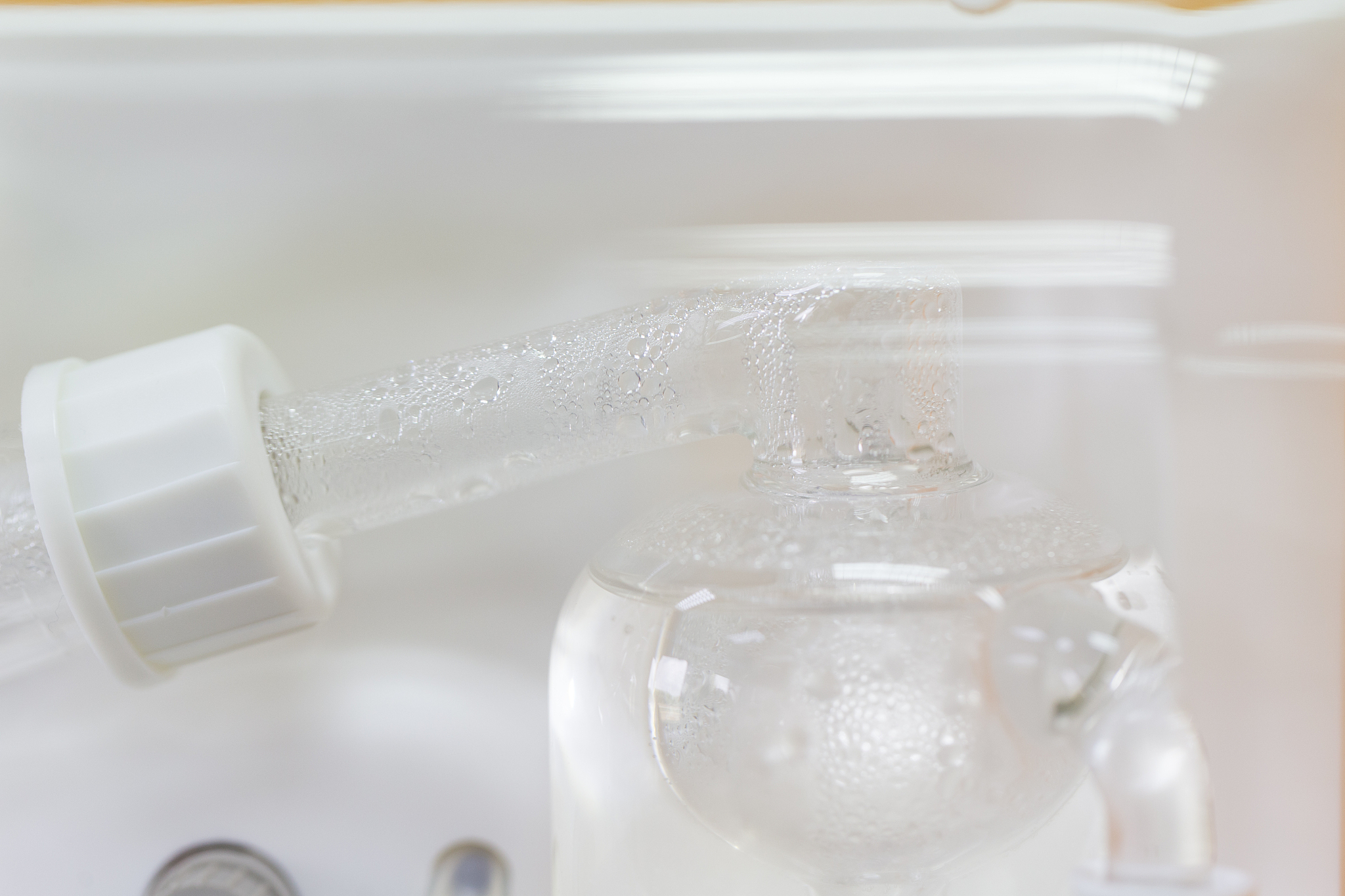 一个鸡蛋白的重量，