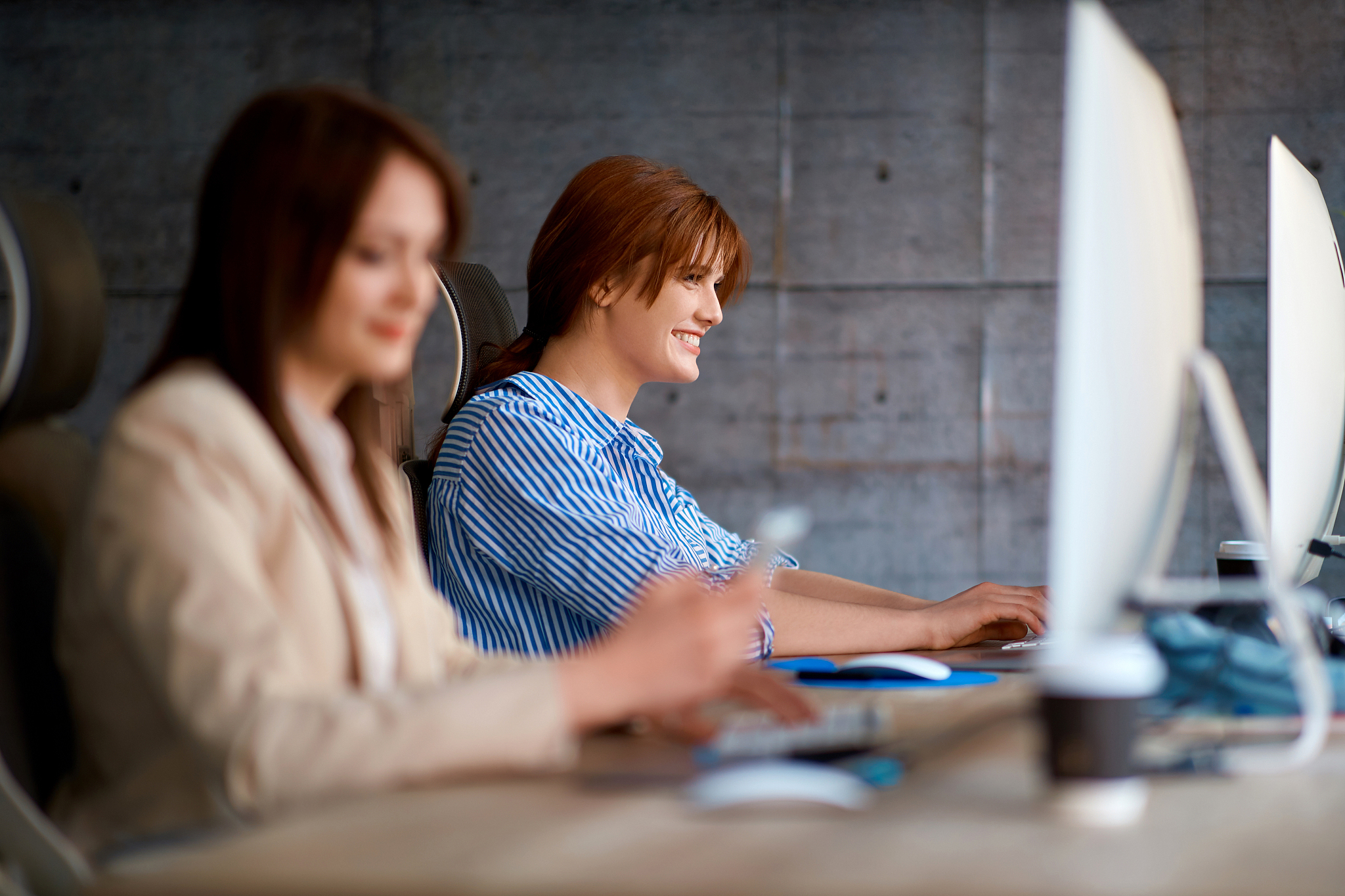 生成一份尽可能详细的3000字的计算机专业大学生实习报告