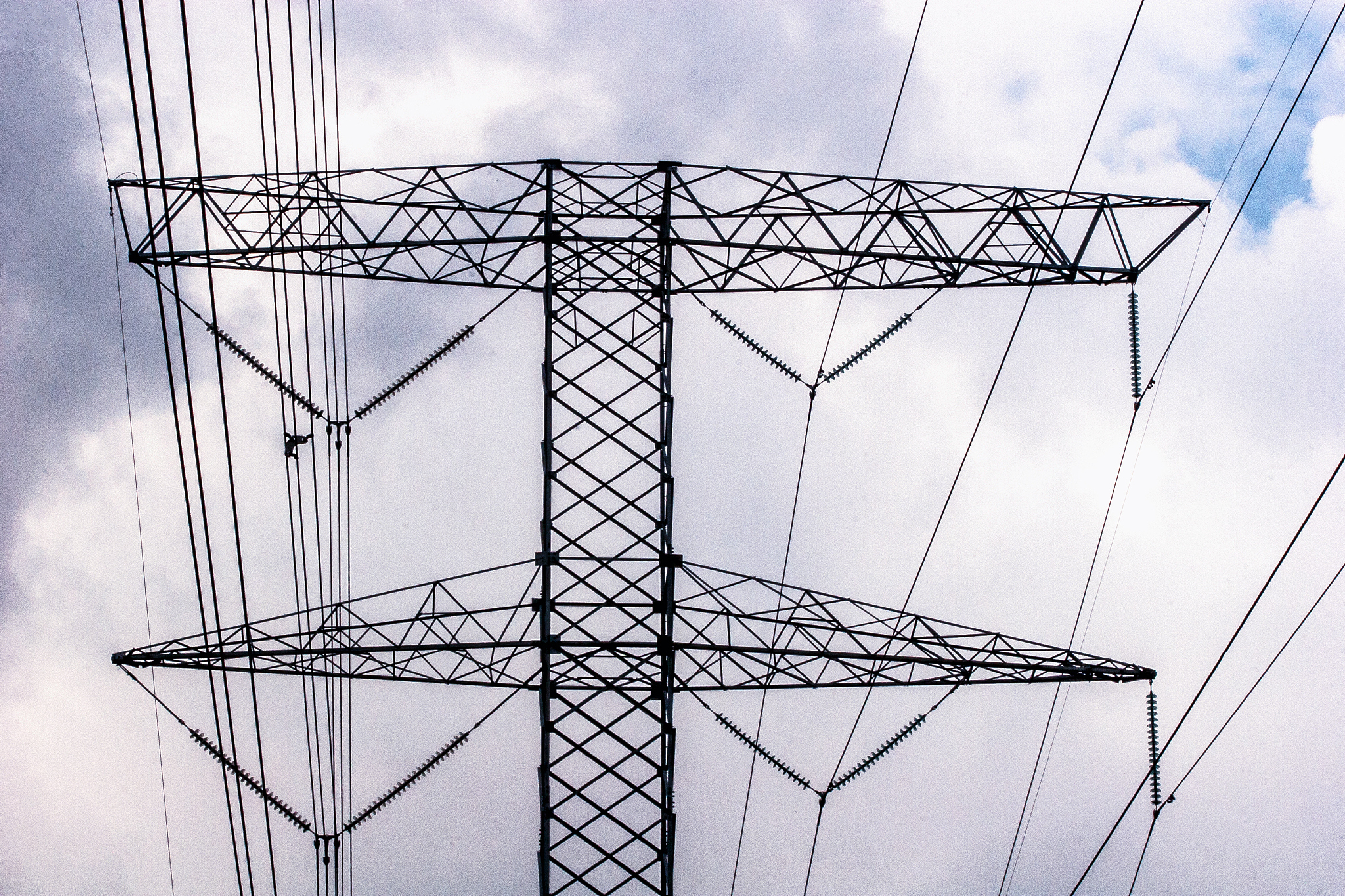 哈尔滨女子职业技术学校通信运营服务专业详解：培养通信运营管理人才