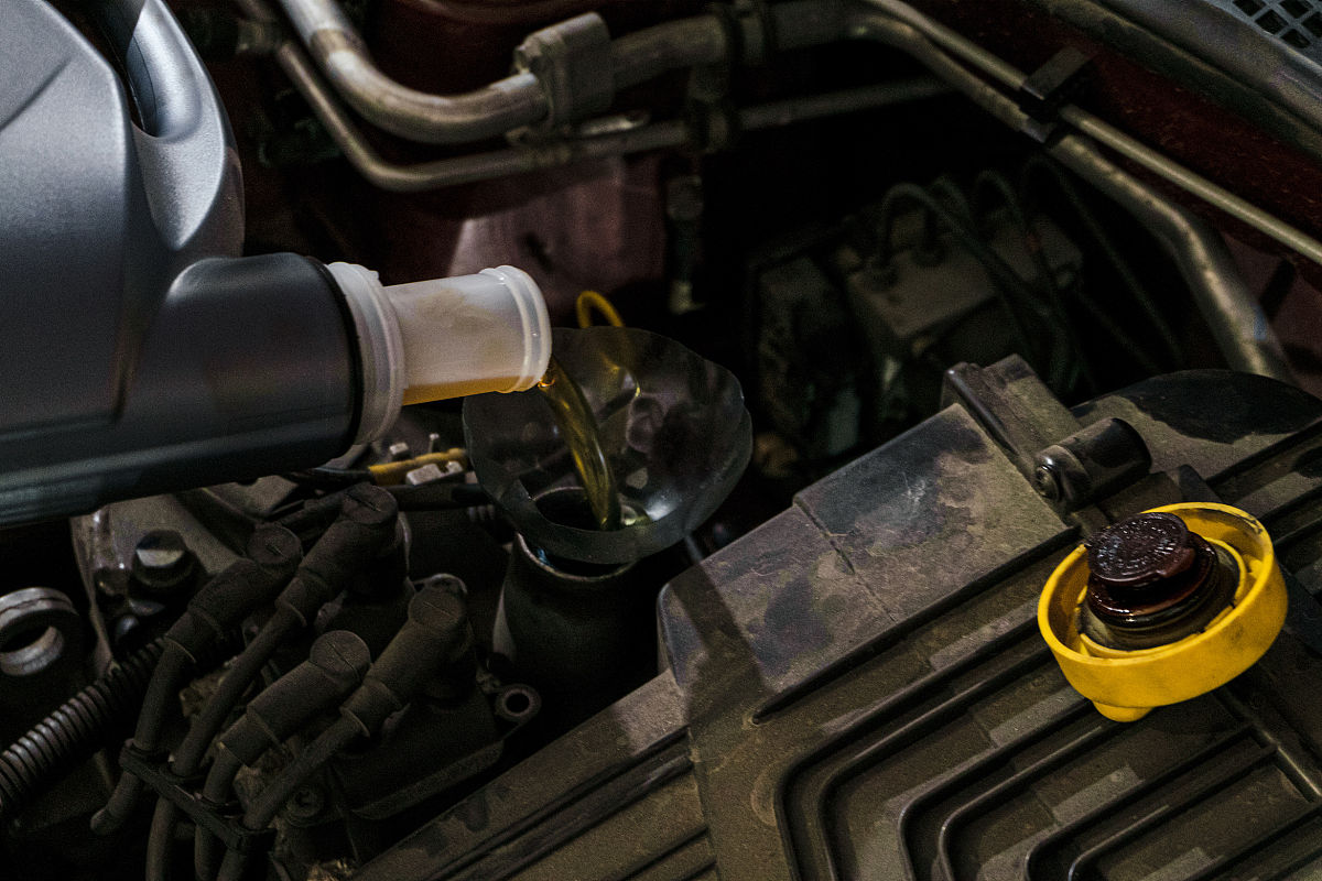 宝骏530加油门像漏气一样响有没有可能是涡轮增压坏了呢去了四S也没有找着具体原因就说是涡轮增压有问题拆开了看涡轮增压叶子也没有问题 200字