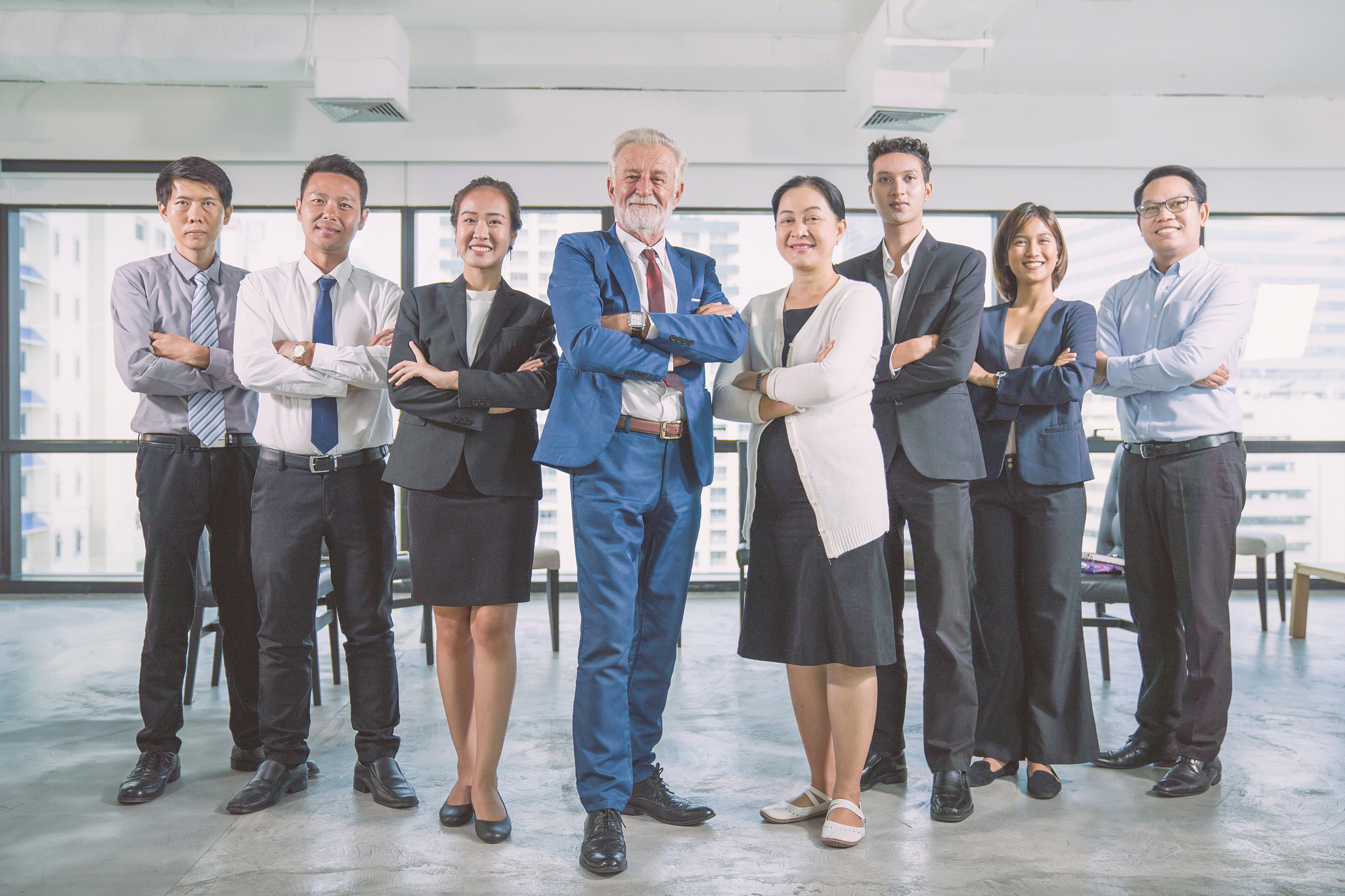 风暴群组名称大全：10个霸气十足的名字推荐