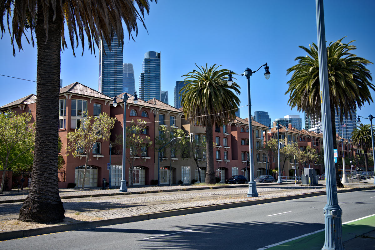 澳洲阳光充足不晒的城市推荐，还有哪些大学有湖？