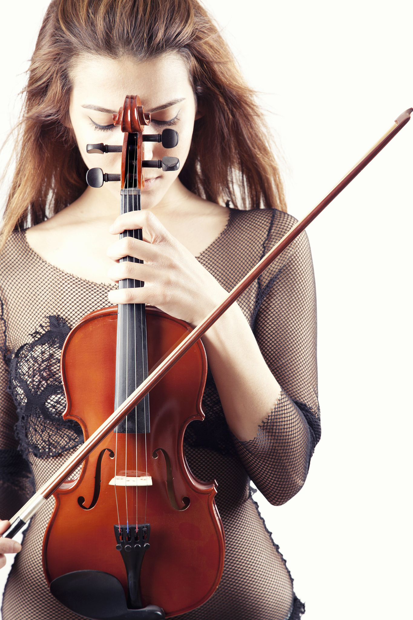 扮演一名音乐博主写篇1000字拉巴洛克时期的曲子到底要不要揉弦啊？的文章要有和读者互动语句重新编写个标题