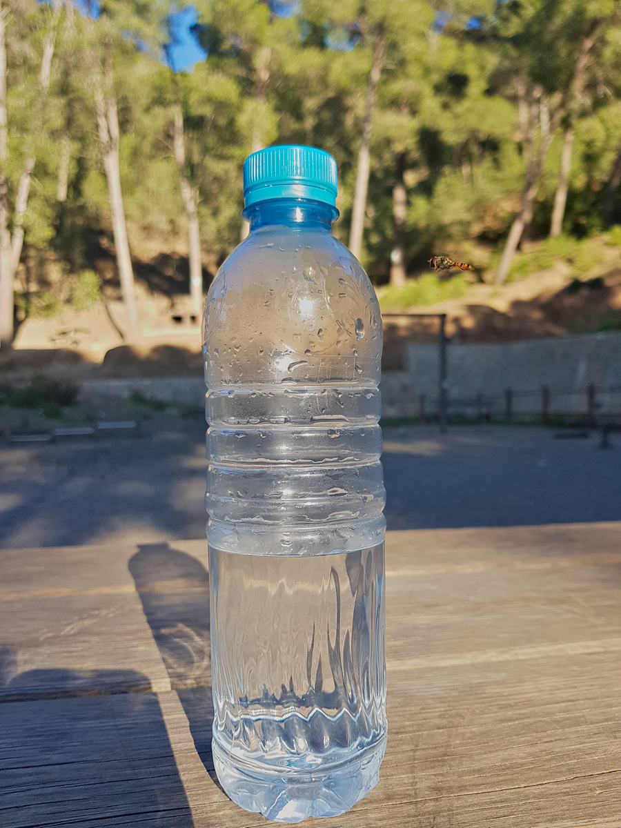 600ml水和600ml汽油哪个更重？重量对比揭秘！