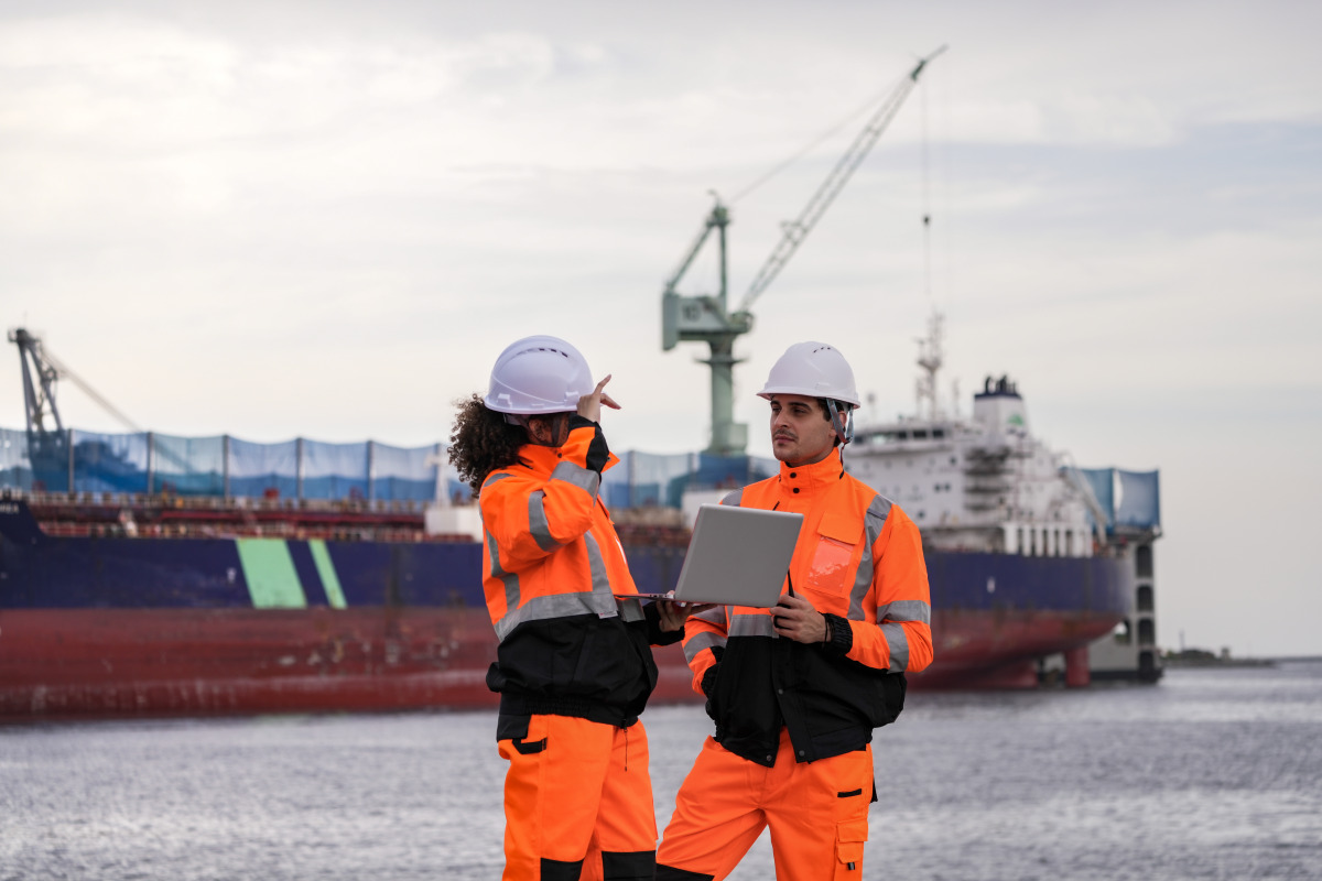 船舶水手和机工职业前景：发展趋势及相关职业介绍