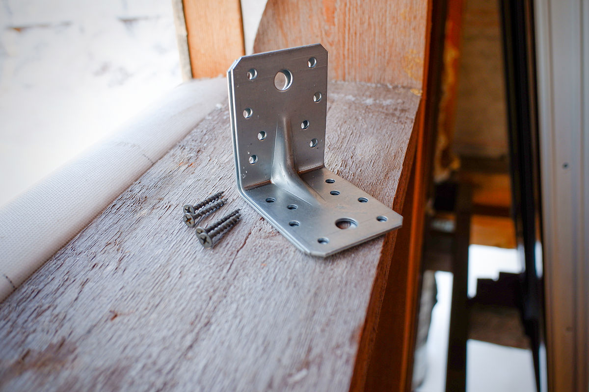 手机支架的夹紧力多少牛