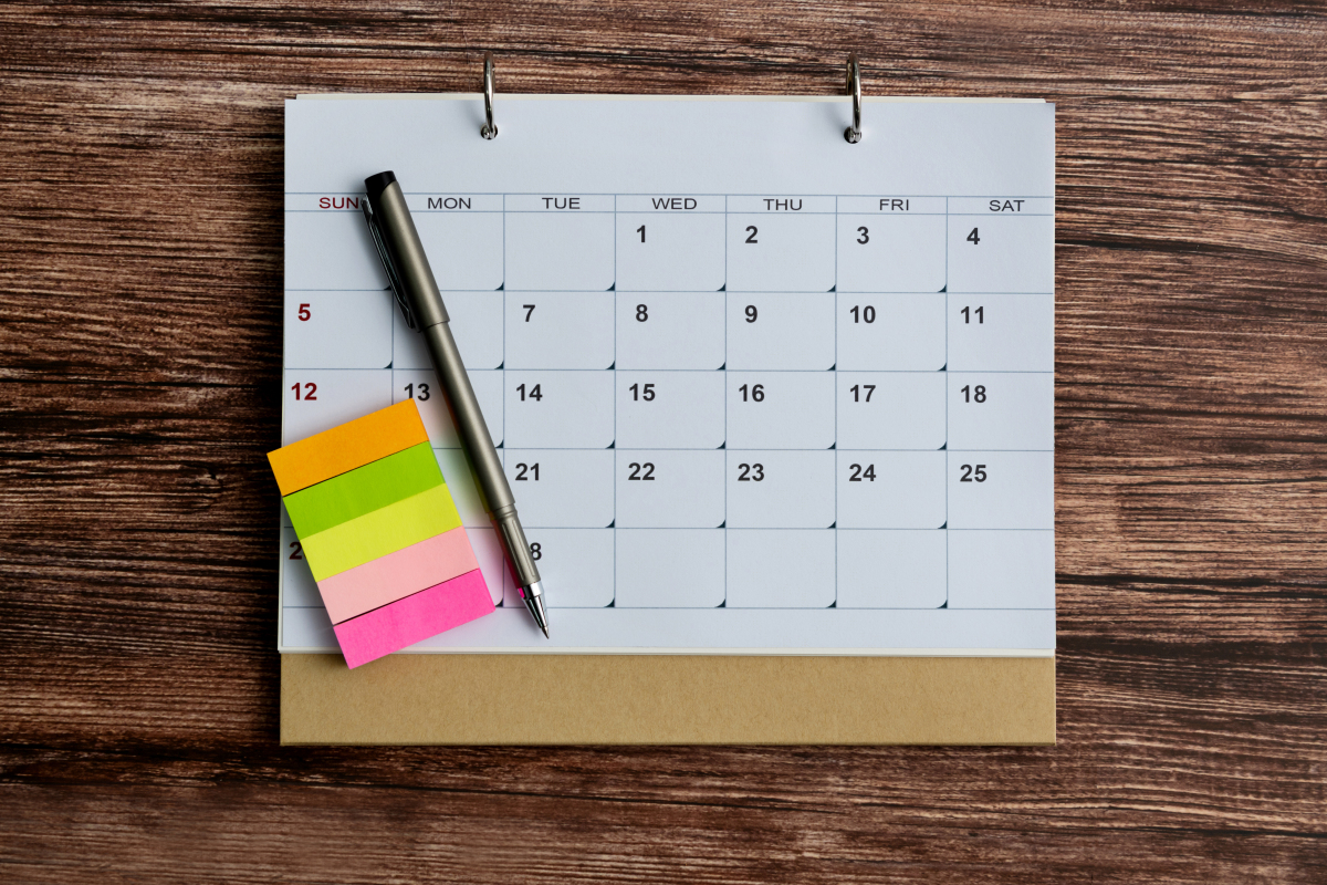 Android CalendarView 打卡功能实现教程