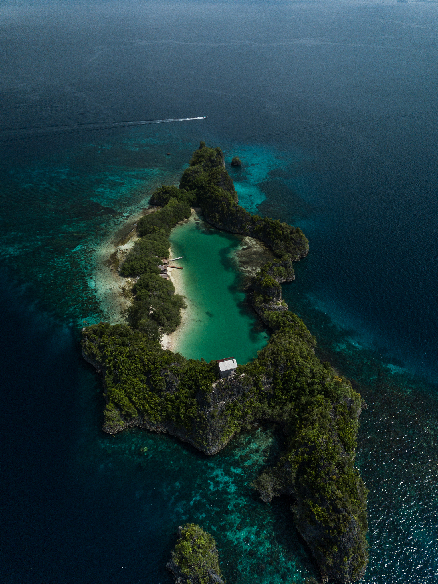aerial view of islands