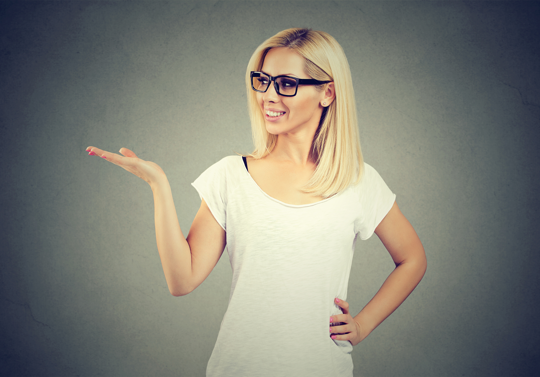 如何和女生聊天产生情绪价值：吸引女生注意力的技巧