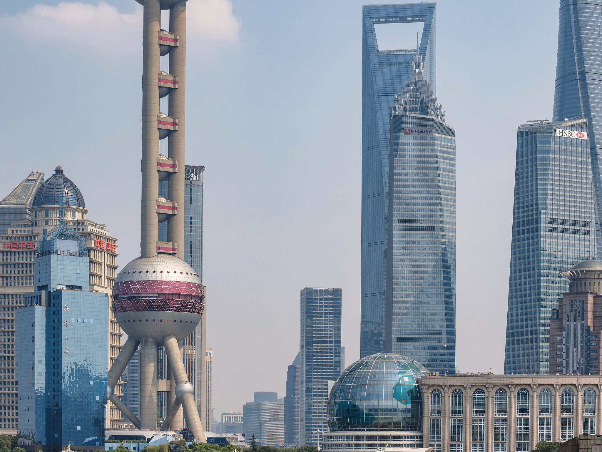 上海地标建筑：东方明珠、中心大厦、白玉兰、石库门、百乐门