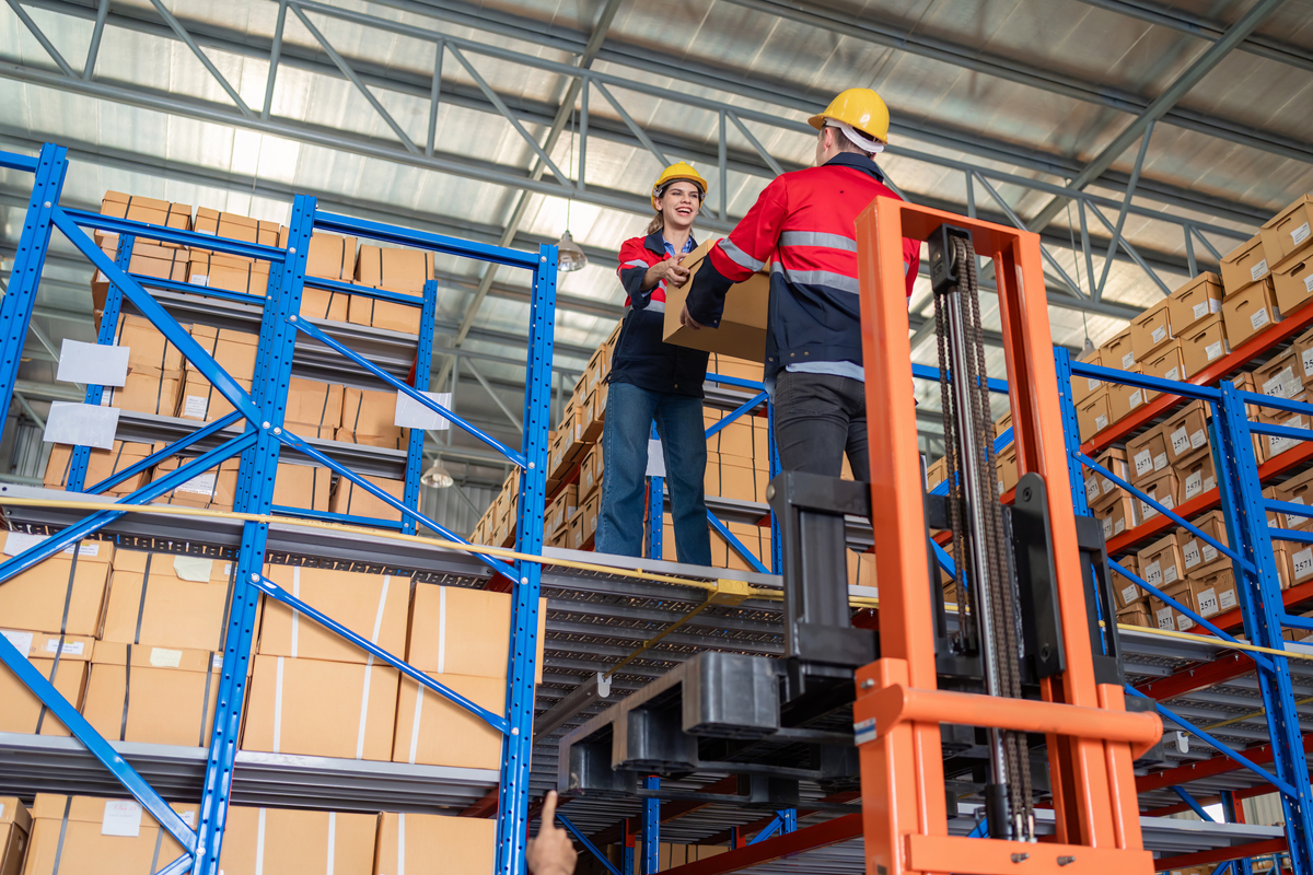 高处作业物料堆放安全指南：保障作业安全高效