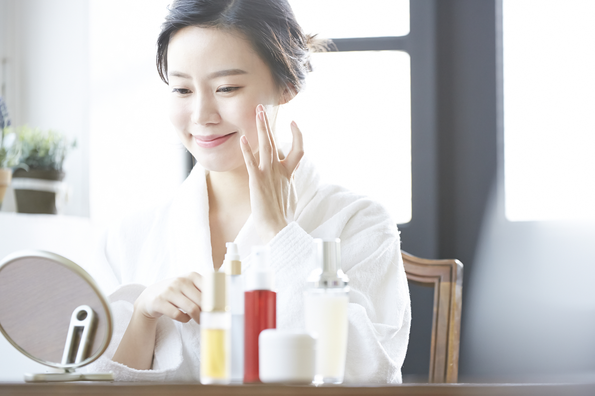 来看看空姐是如何护肤的