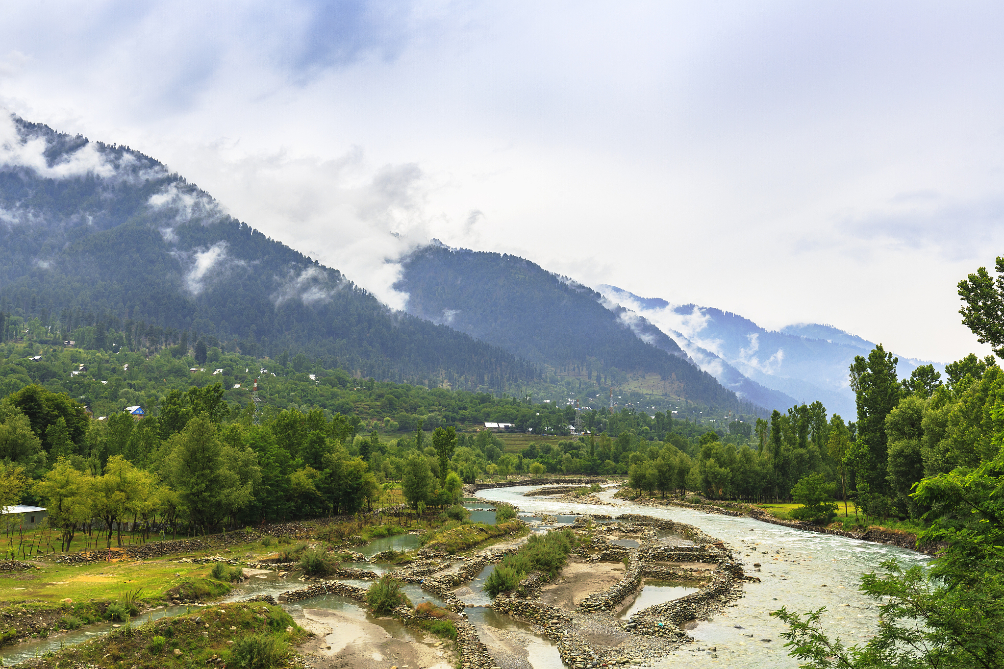 sonamarg valley in summer