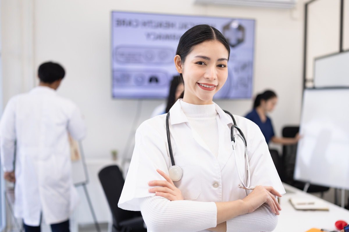 女孩读什么专业比较好找工作