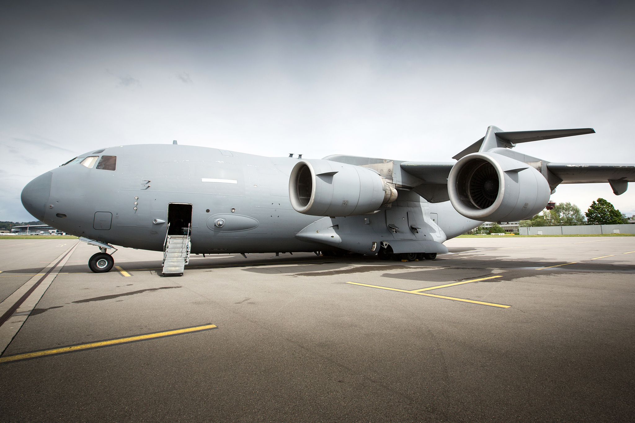 云南航空学校报考咨询_昆明空乘学校招生咨询