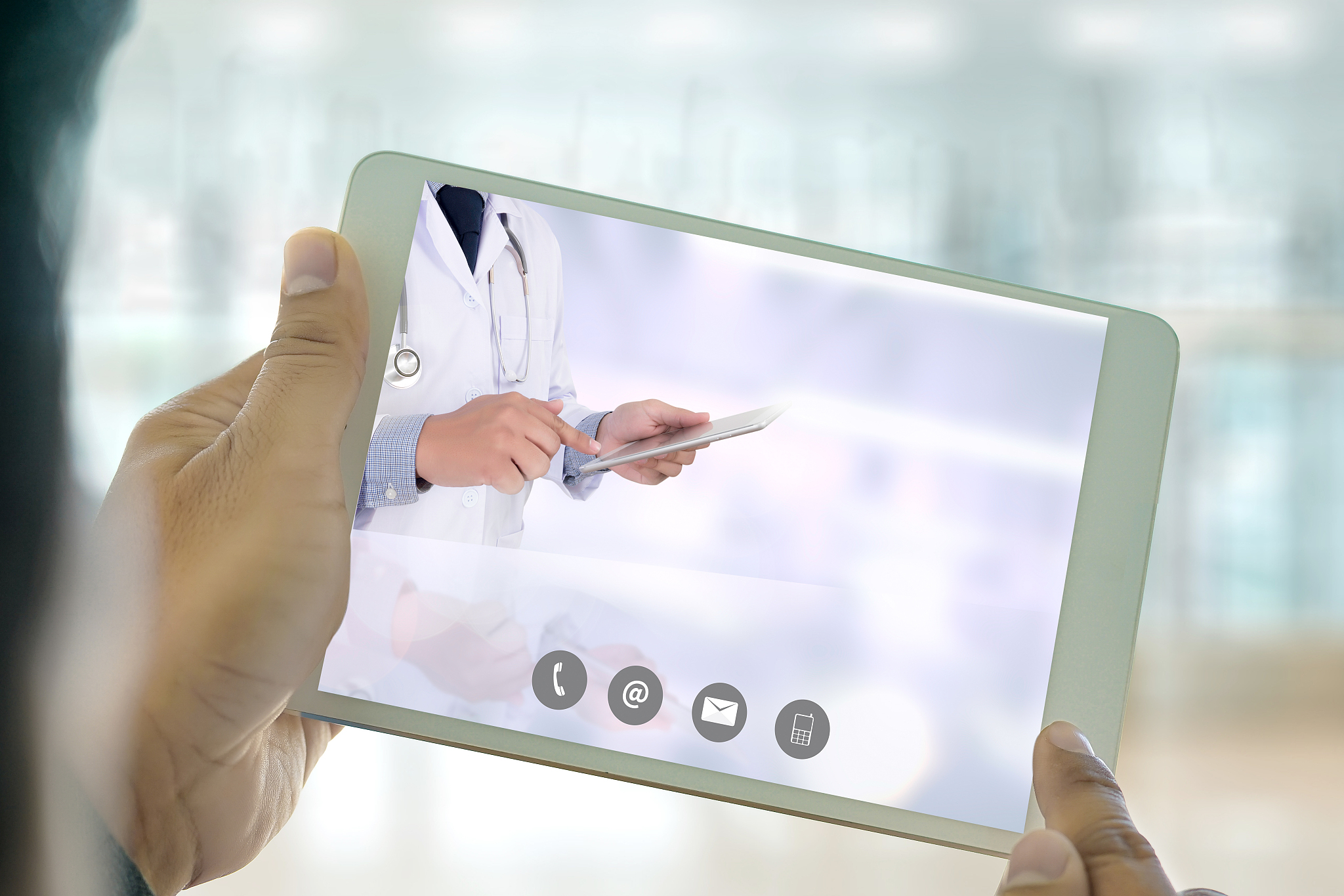 三全育人：高校人才培养的基石与实践