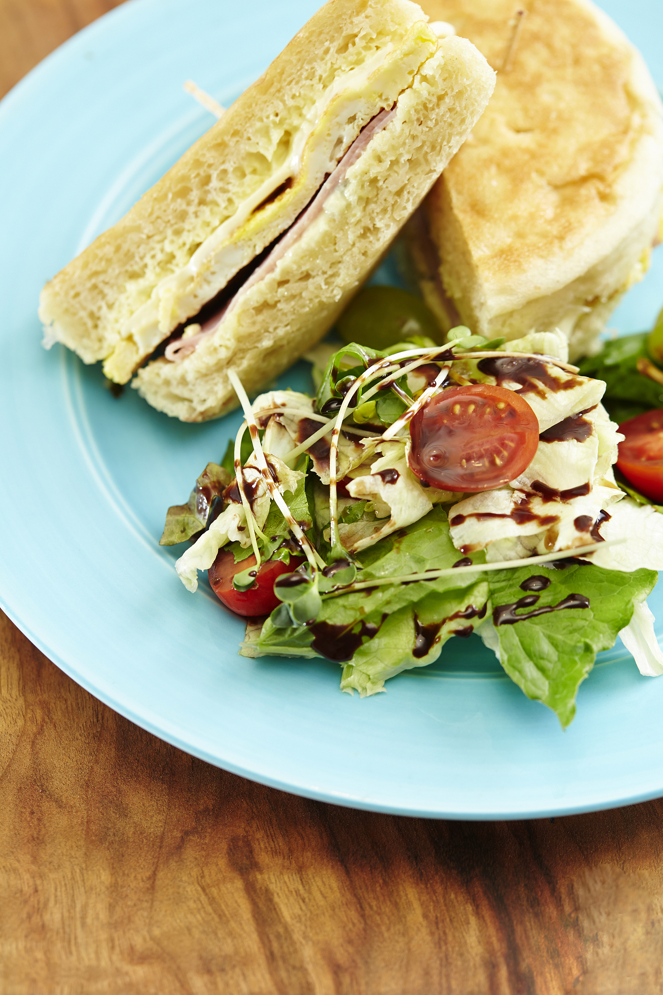 提供一个幼儿园大班健康领域《炸碉堡》的公开课