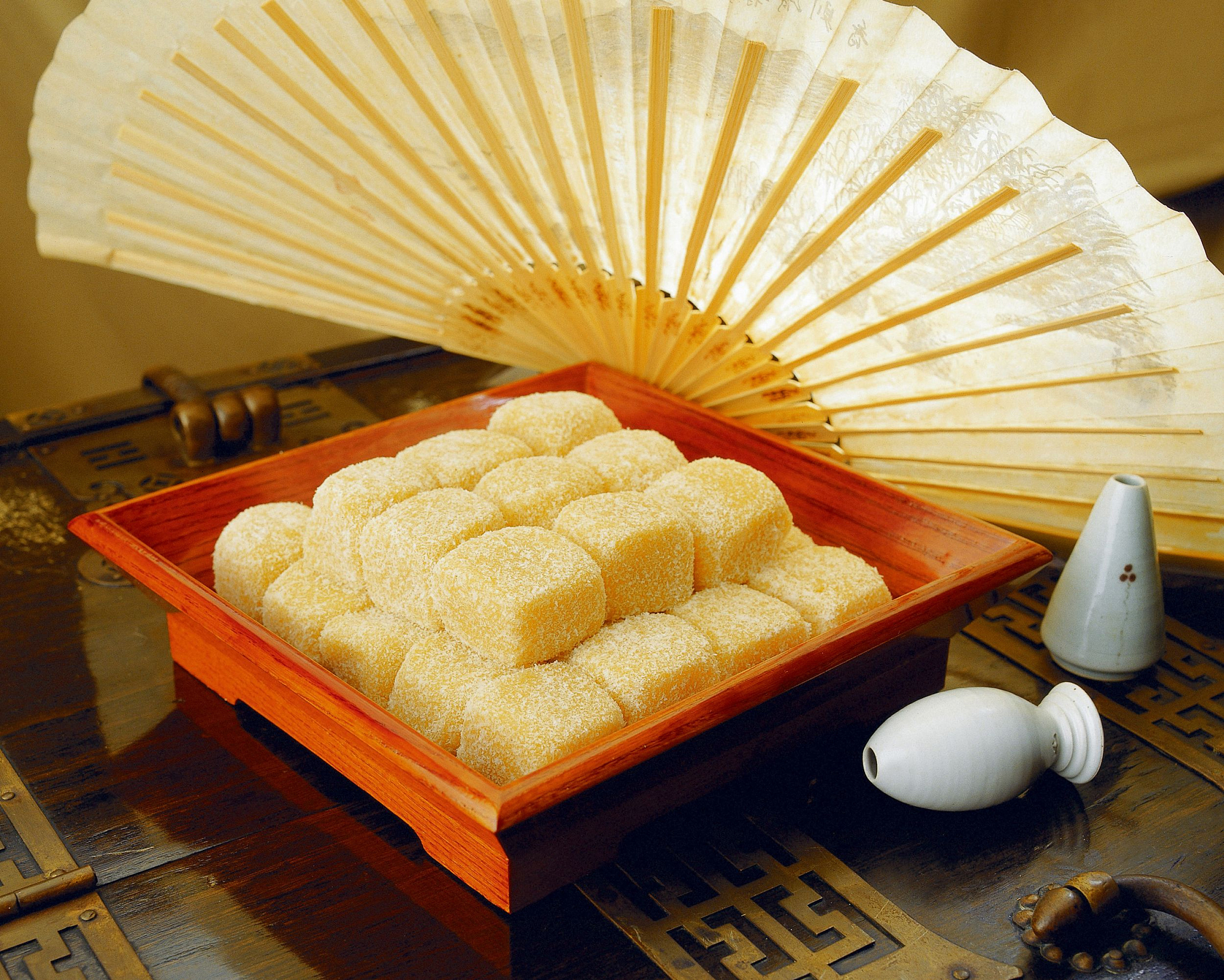 请帮我写1篇600字博客文章主题是：年糕的来历