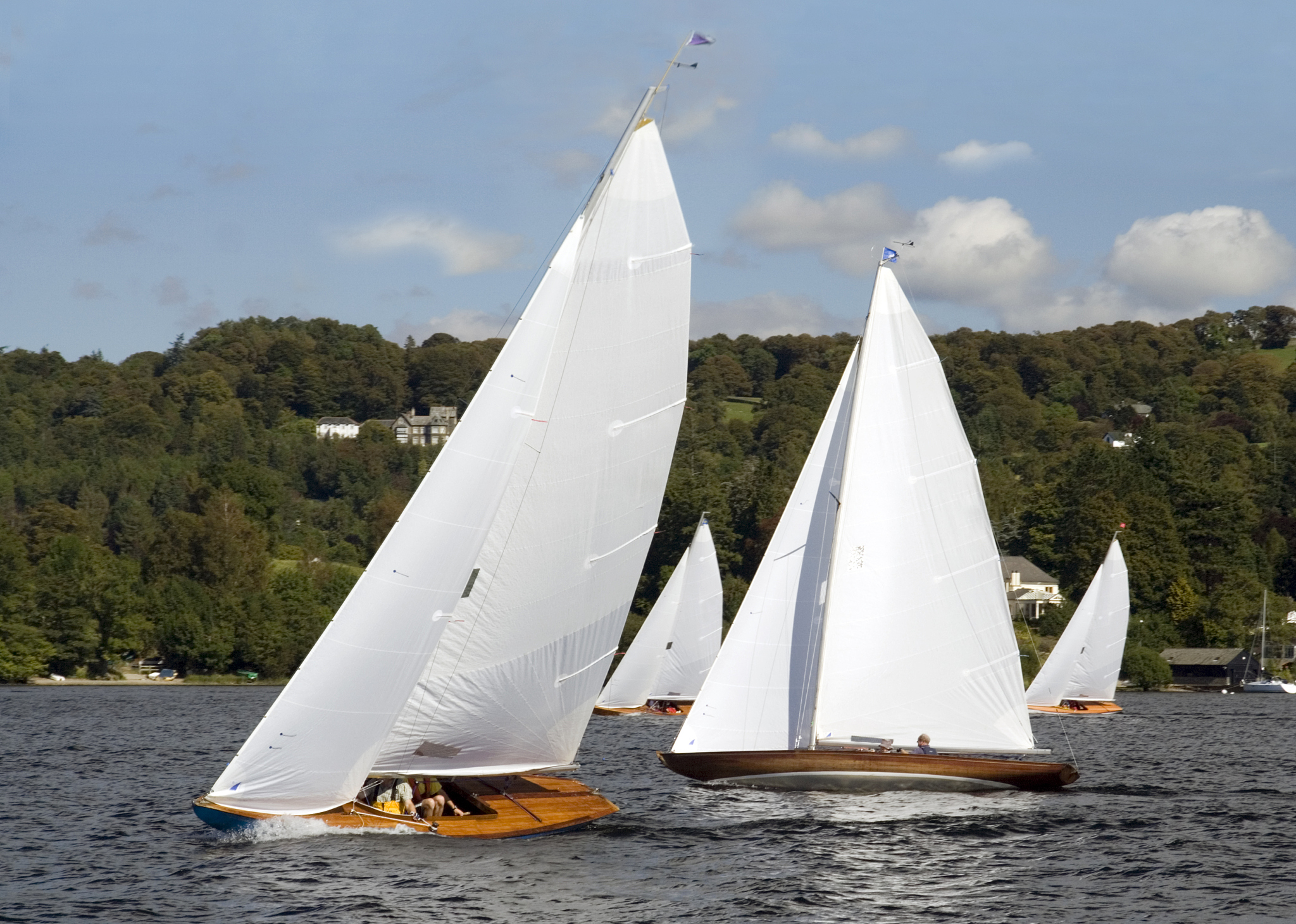 racing yachts