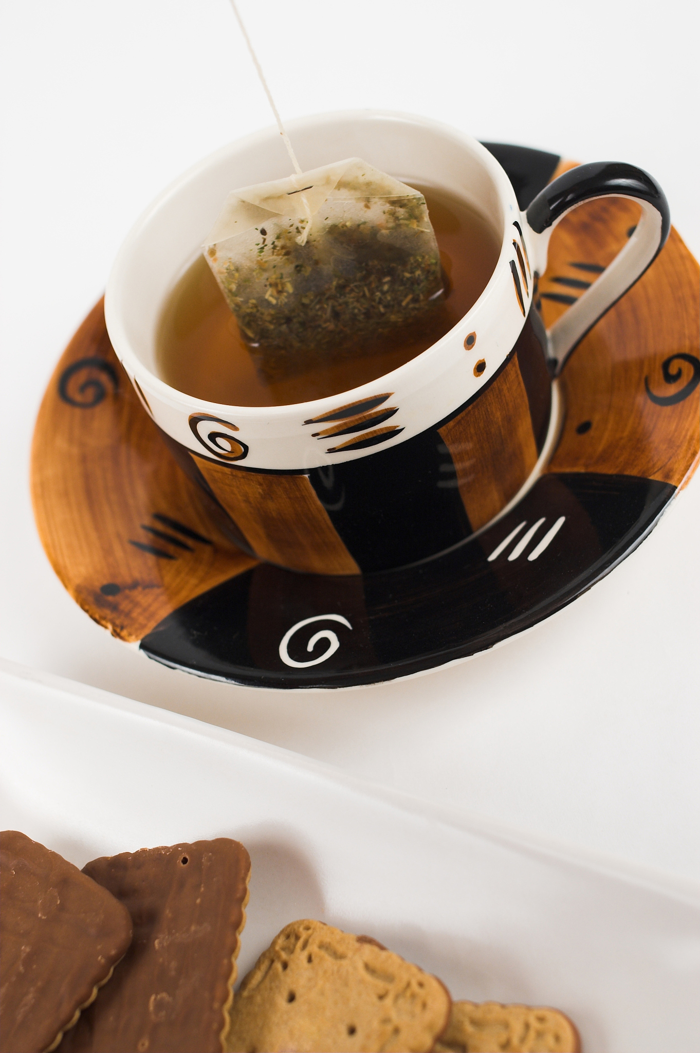 奶茶分销渠道方案：线上线下全覆盖，助您快速拓展市场