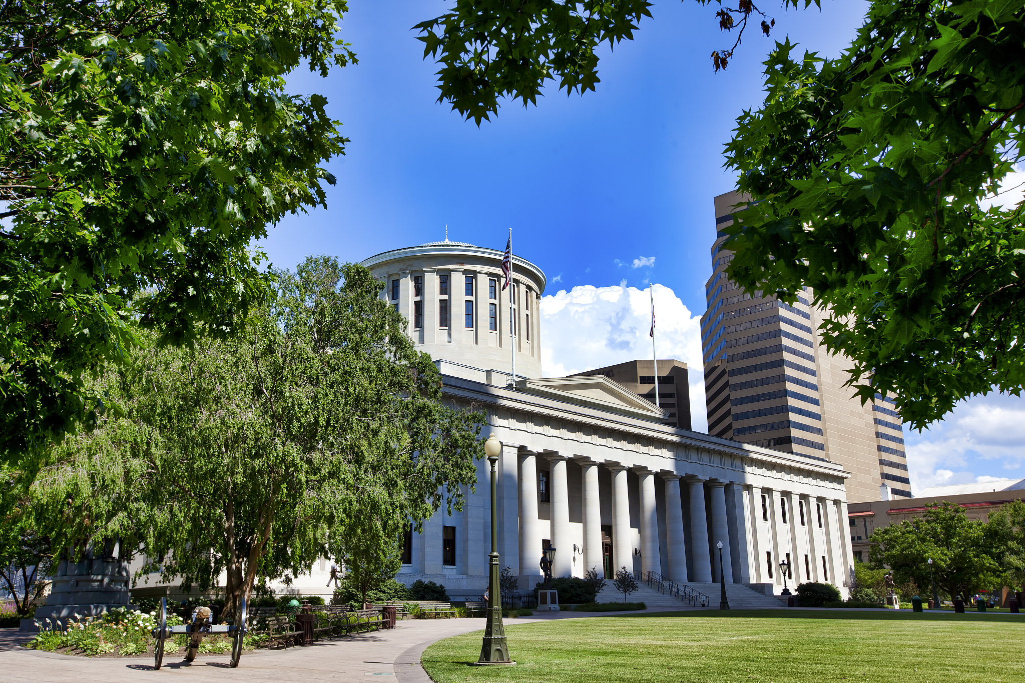 ohio statehouse in columbus, oh