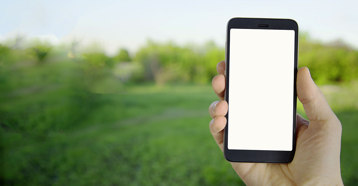 手机护眼指南：8个实用技巧保护视力