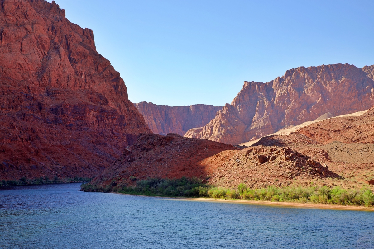 写一个阿克苏地区五日游的方案