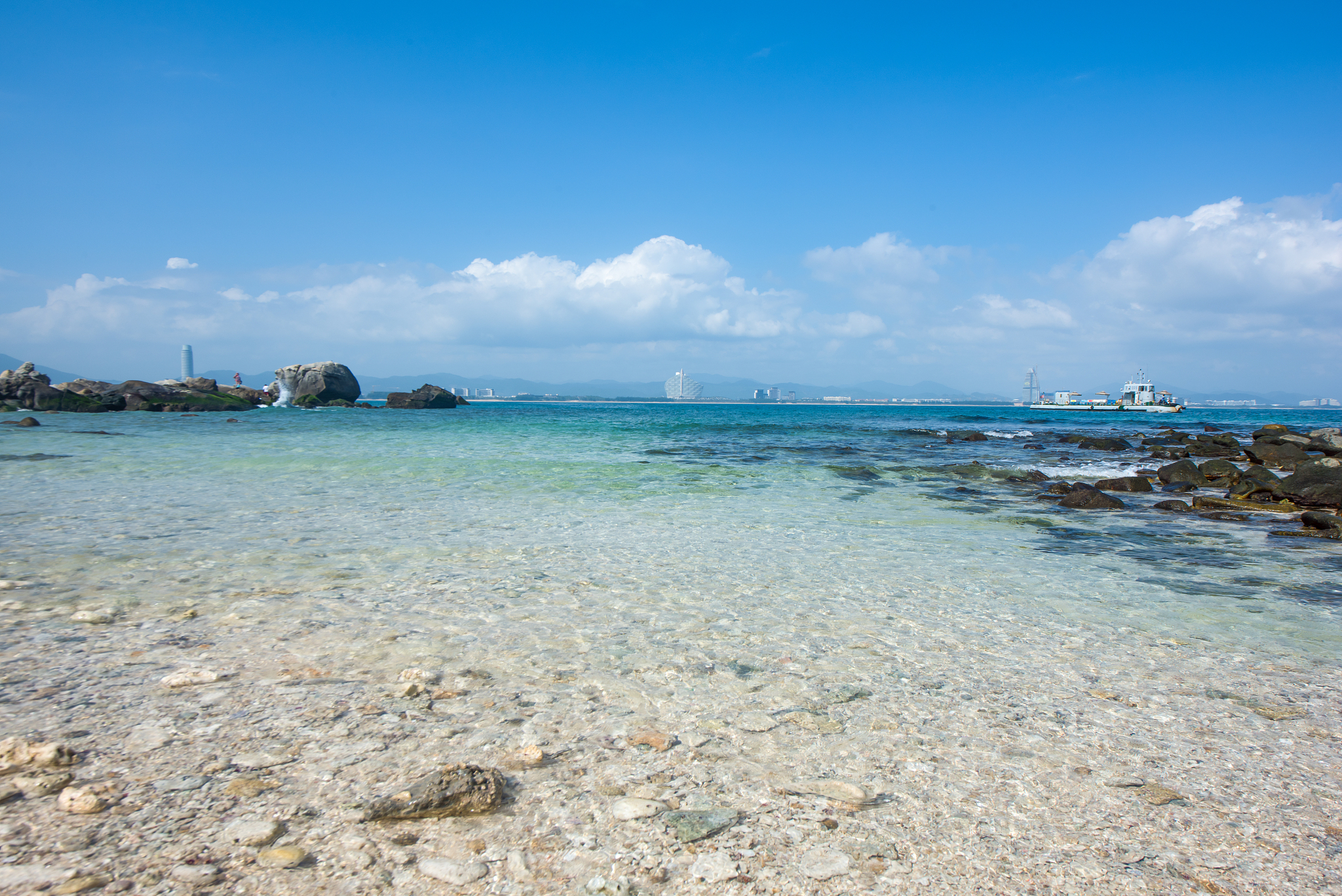 请准备一份海南5日的旅游计划