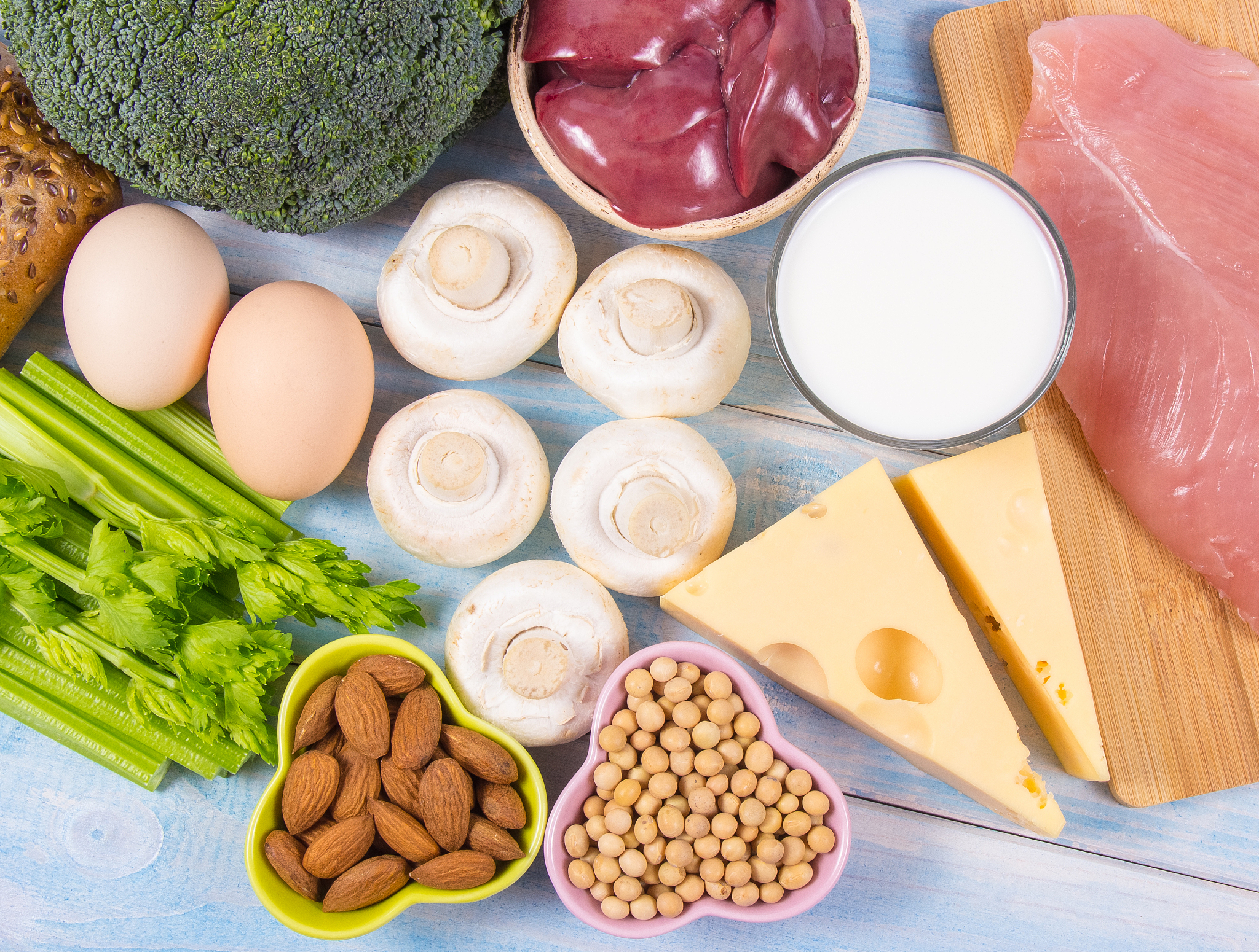 穷能只靠鸡蛋维c片米饭盐和水这几样的营养摄入而不会营养不良吗？