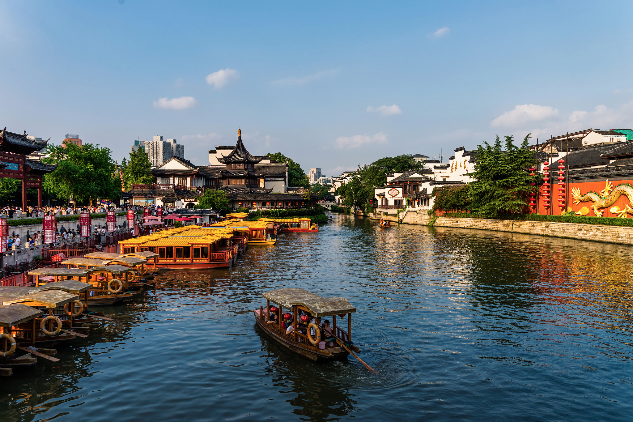 扬州旅行：古城漫步，美食之旅，难忘的回忆