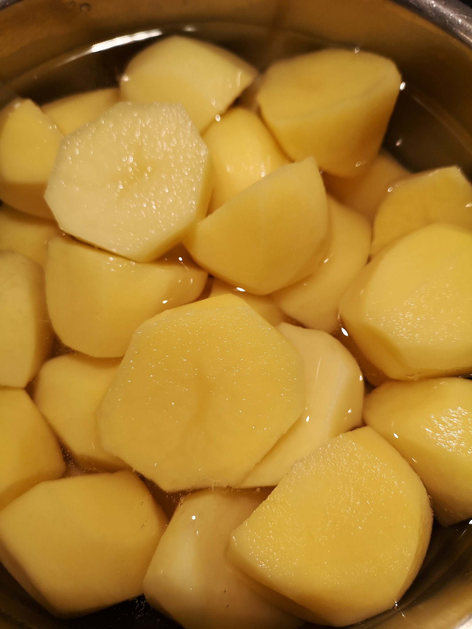 土豆削皮隔夜保存妙招！简单易学，口感更佳！