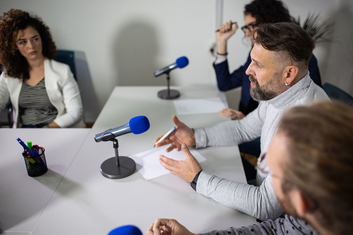 长乐媒体求助热线：如何联系我们？