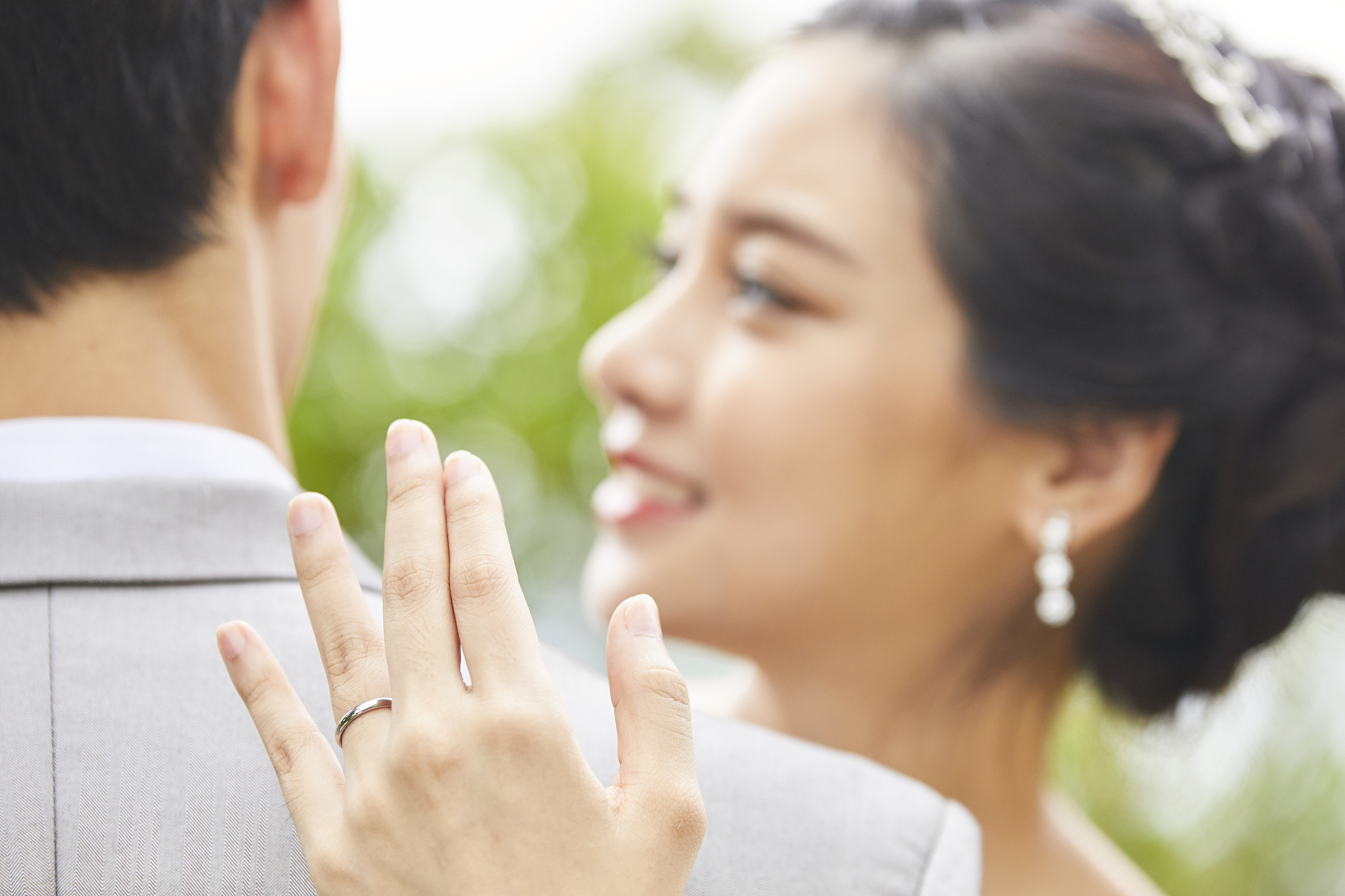 44 岁朋友与妻子 14 岁相识：一段跨越年龄的婚姻故事