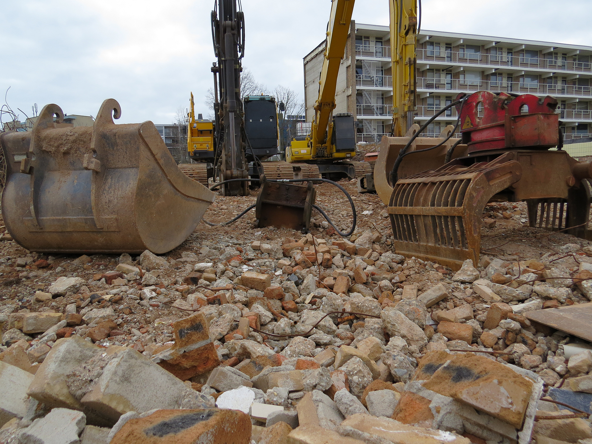 石材被利用的过程500字