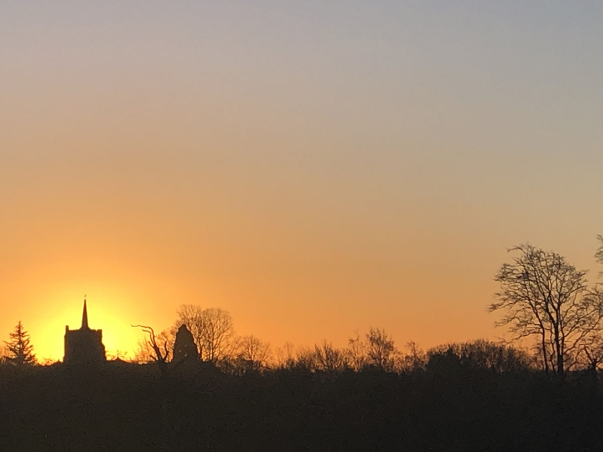 再会夕阳：一首关于夕阳离别的诗