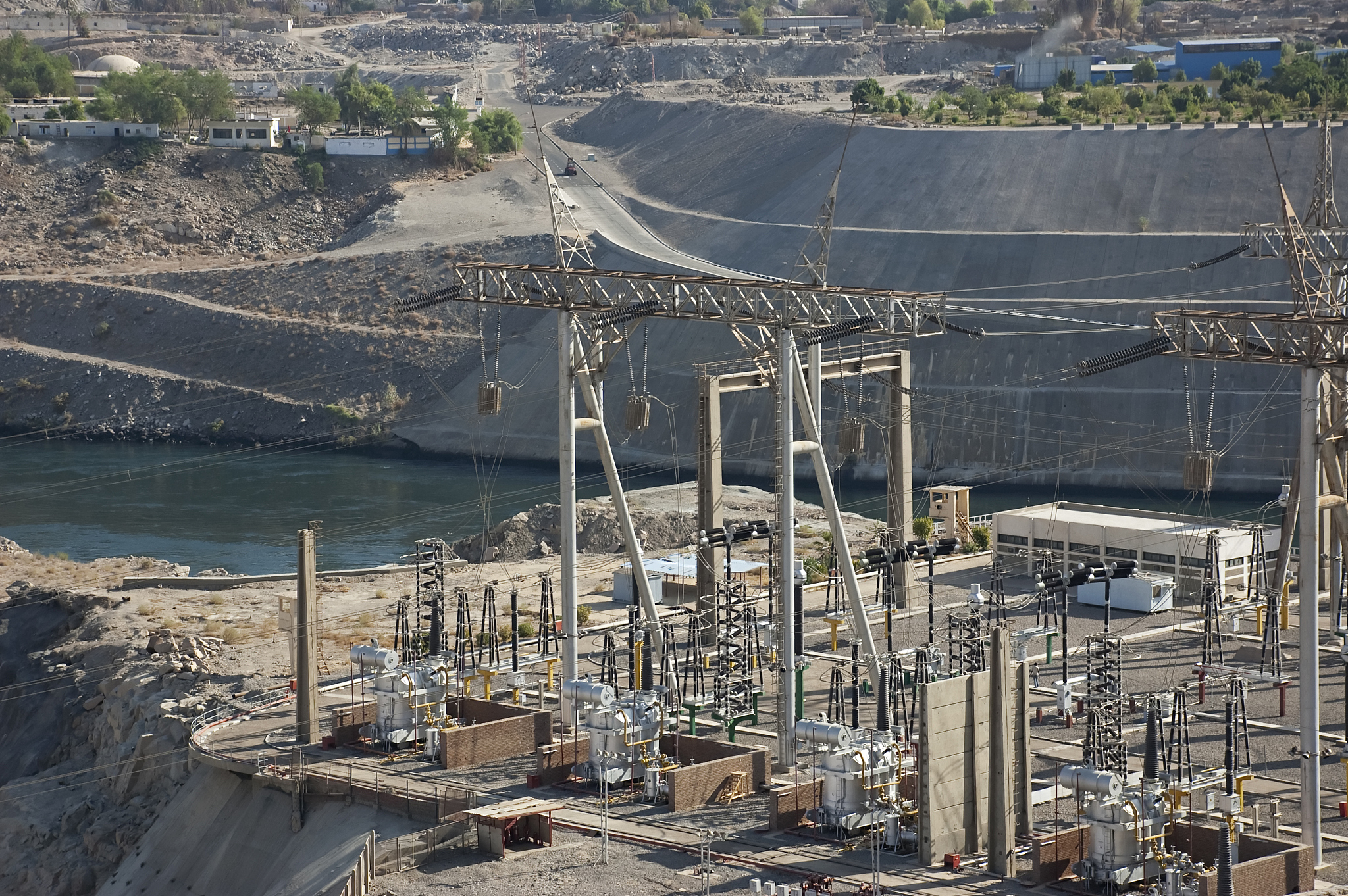 Analysis of the '5ﾷ29' Explosion Incident at Yunnan Sishuijiang Hydroelectric Power Station