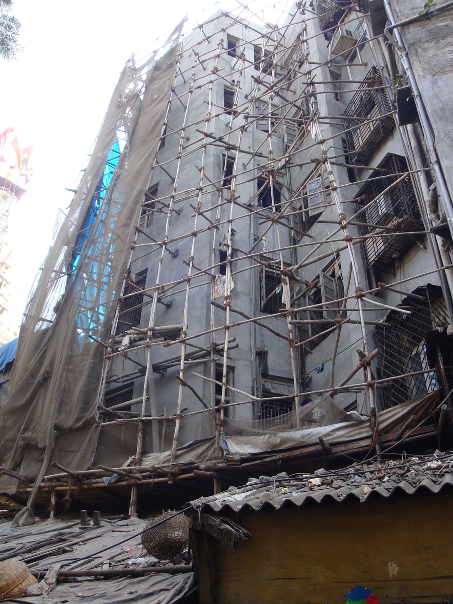 一栋六层框架结构楼拆除方案