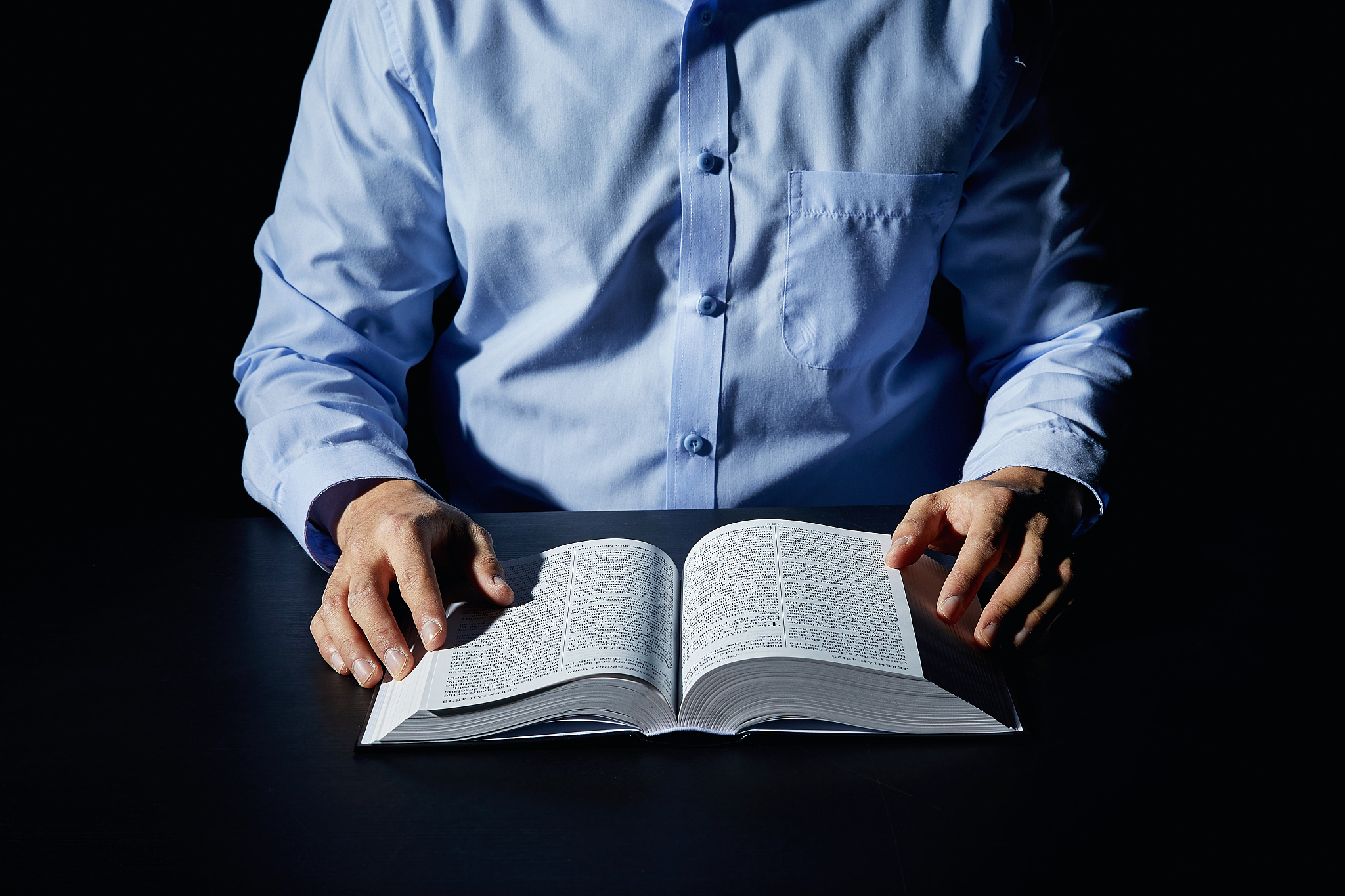 圣经对不信教者的观点：爱、宽恕和接纳