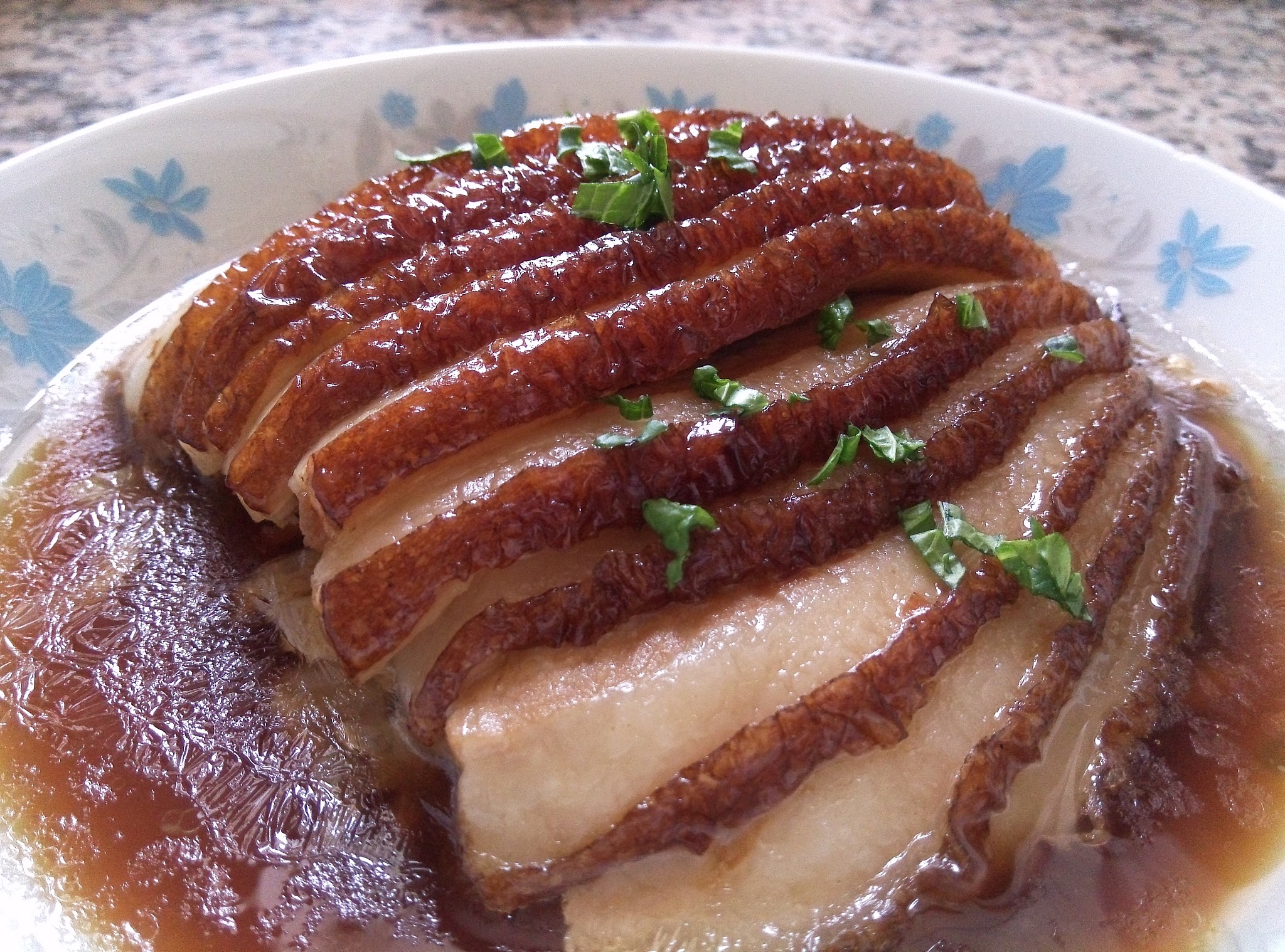 连州星子扣肉给该产品设计几款logo名称及点名