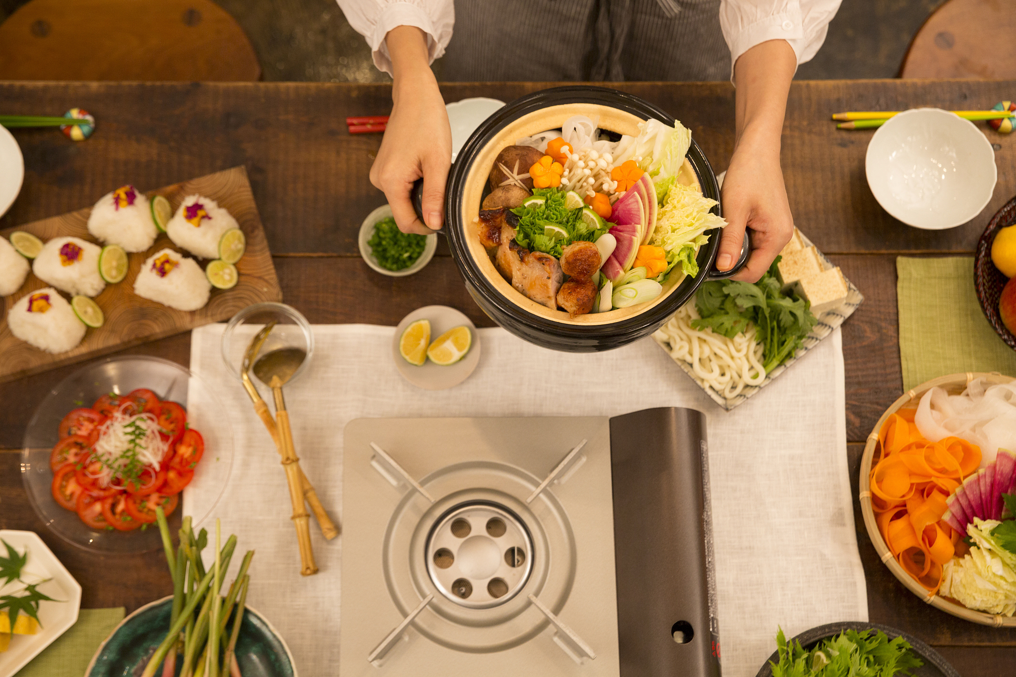 假设你是一个抖音的美食探店博主你会如何的做