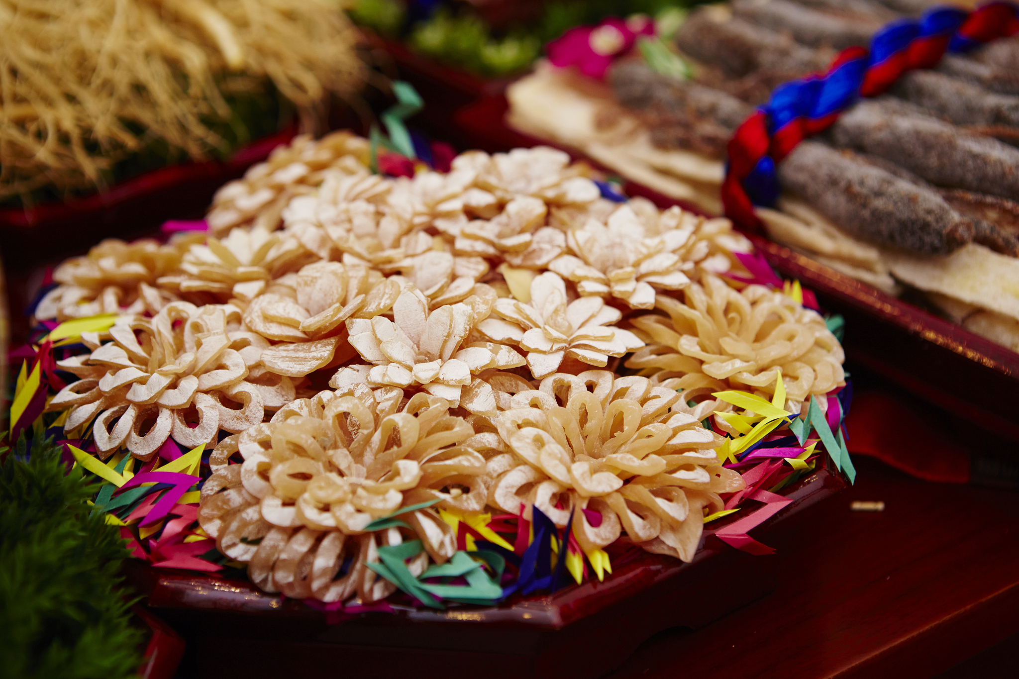 把下文翻译成地道的简短日语：结婚能获得平壤户口吗