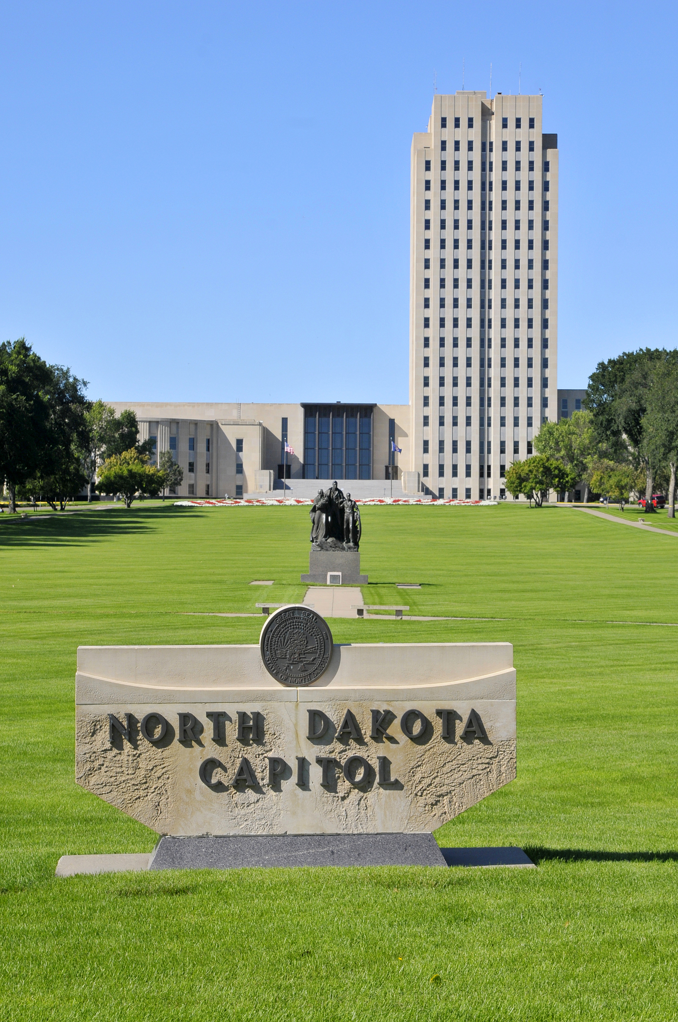 north dakota state capitol, bismarck