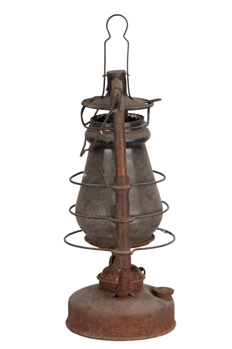 灯的发明：从古代火光到现代LED灯