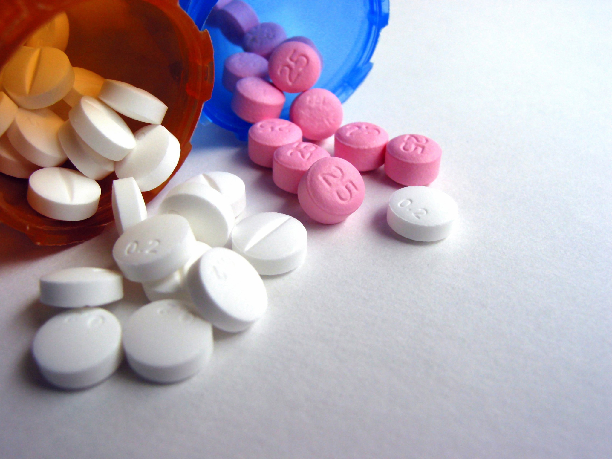 双松片联合用药：提高疗效，注意风险