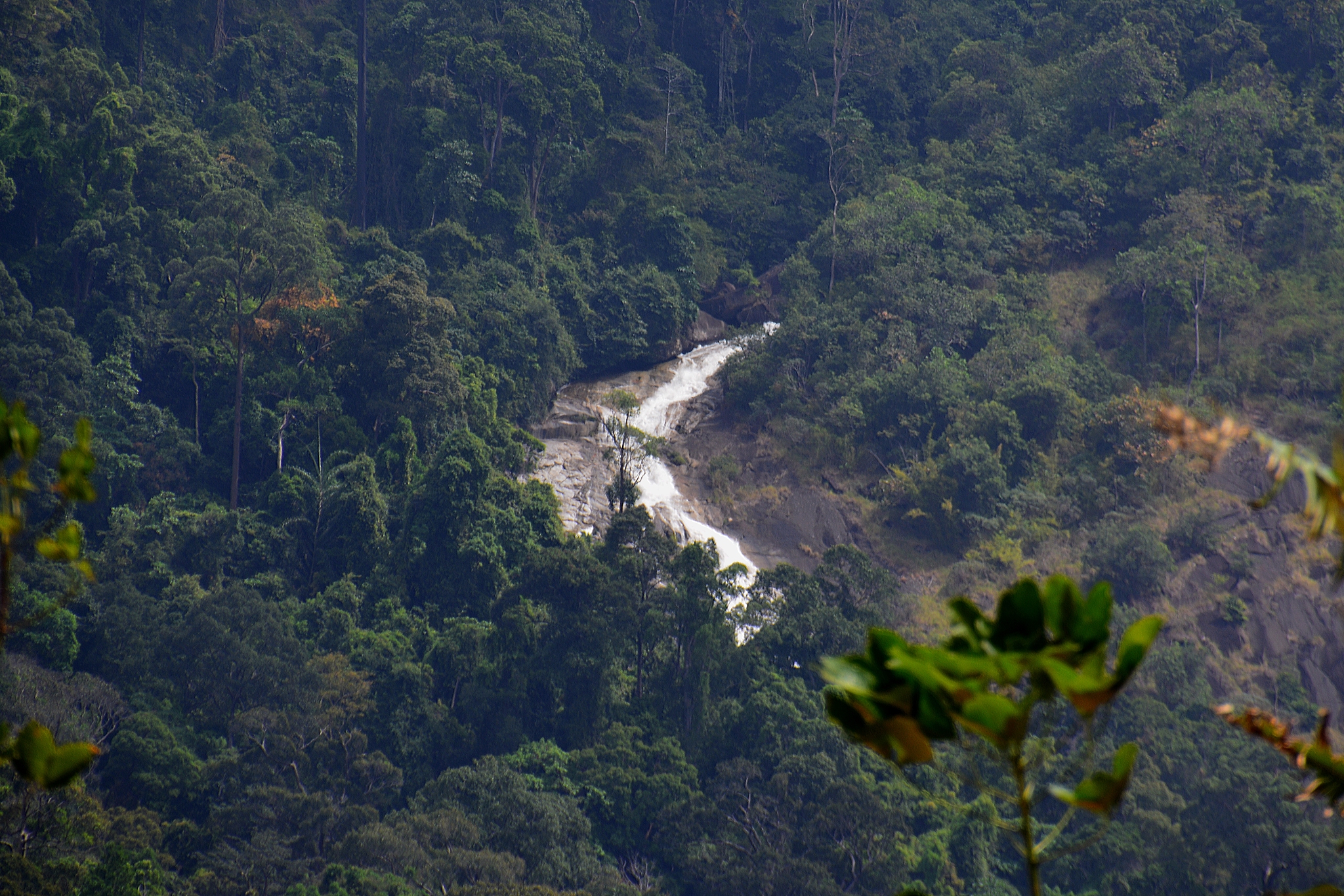 namtok ton te waterfall, trang province