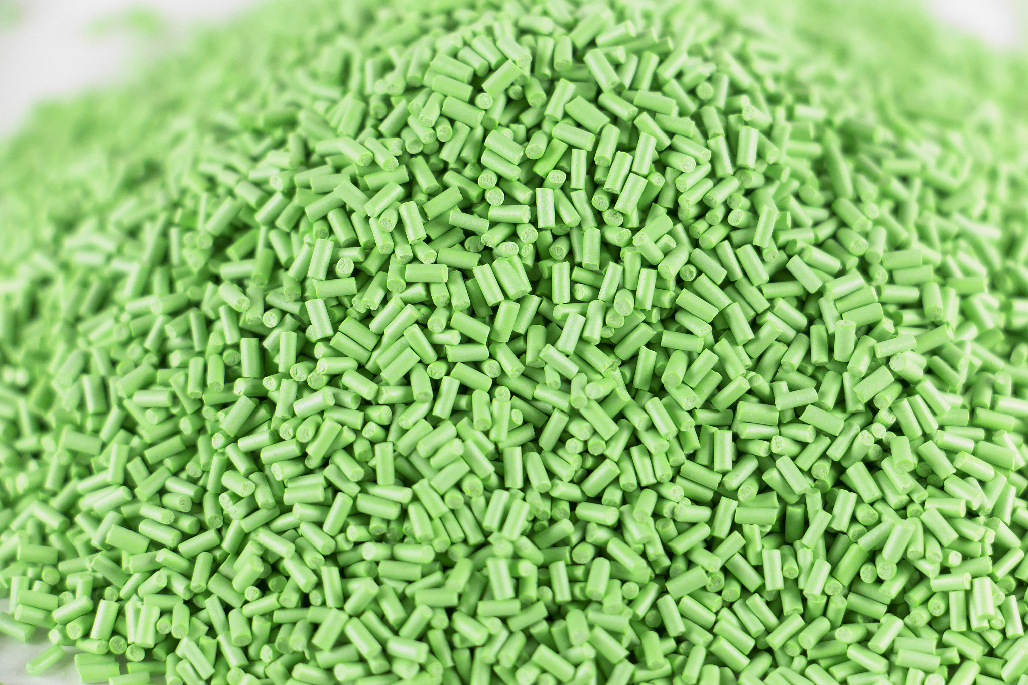 写一篇大学论文关于高分子材料聚氟乙烯合成办法的