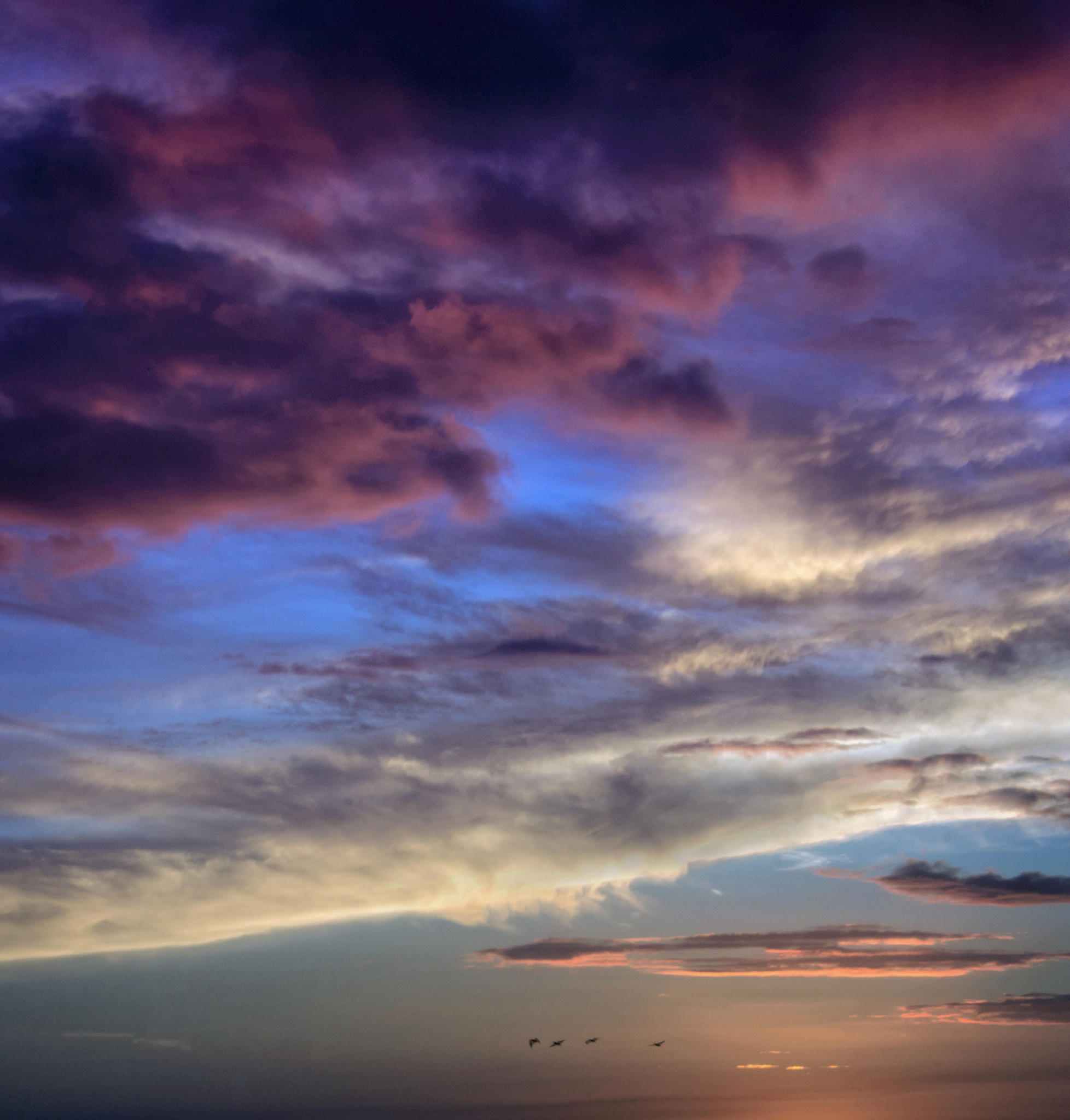 魅族20 Pro 星辰紫 云彩摄影：体验绚丽色彩