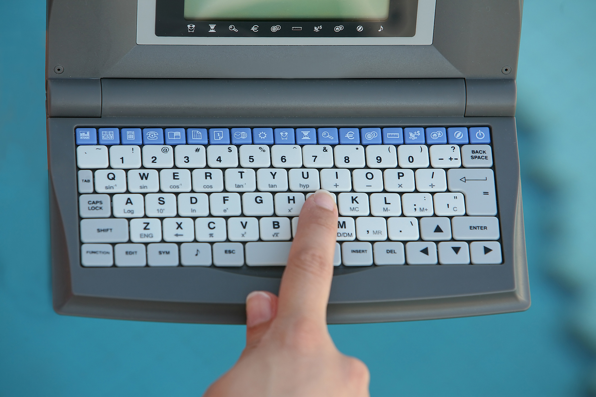 一本数学书的体积是多少