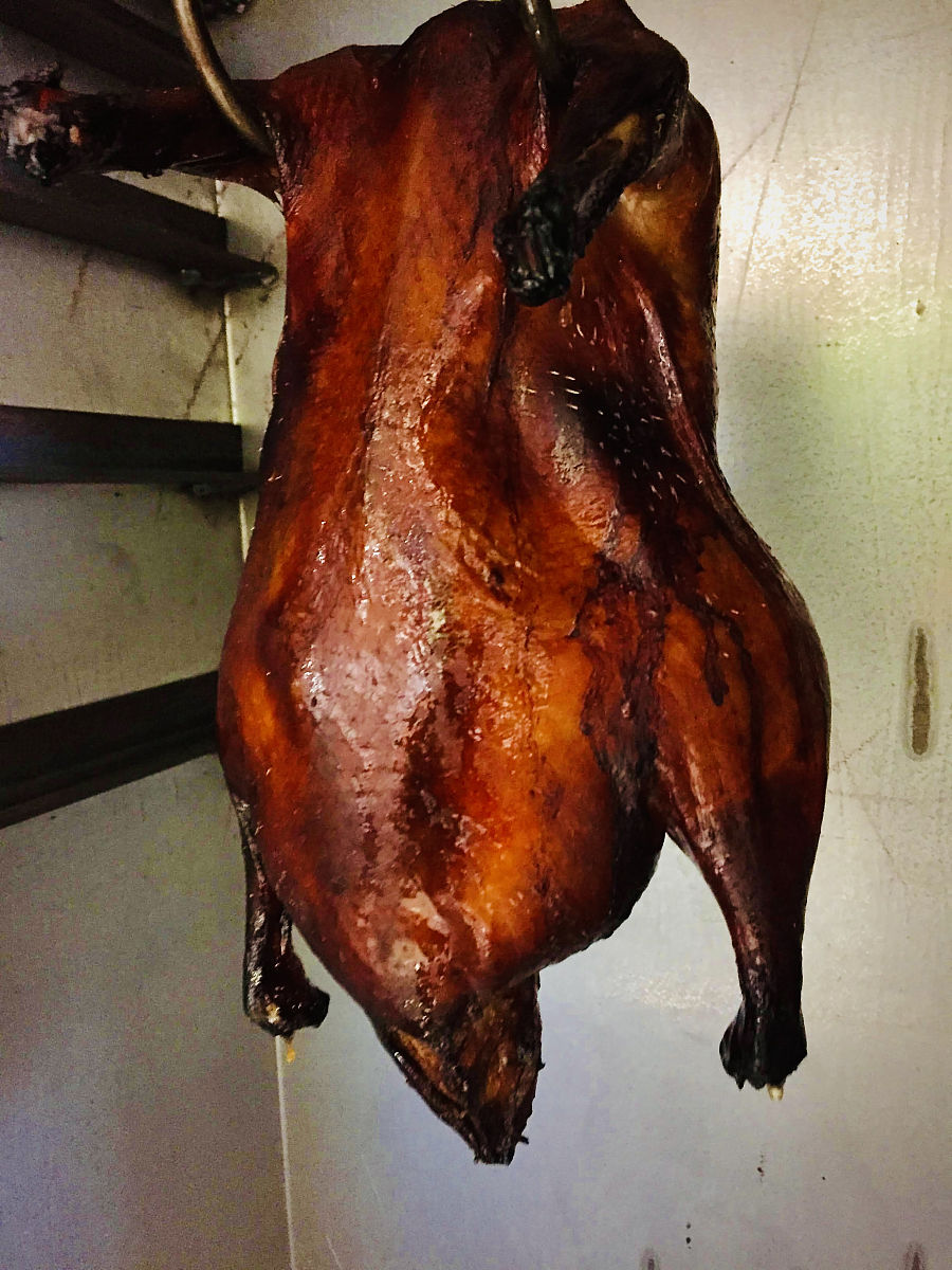 用9000瓦的烤鸭炉烤鸭子温度是200用多长时间烤熟
